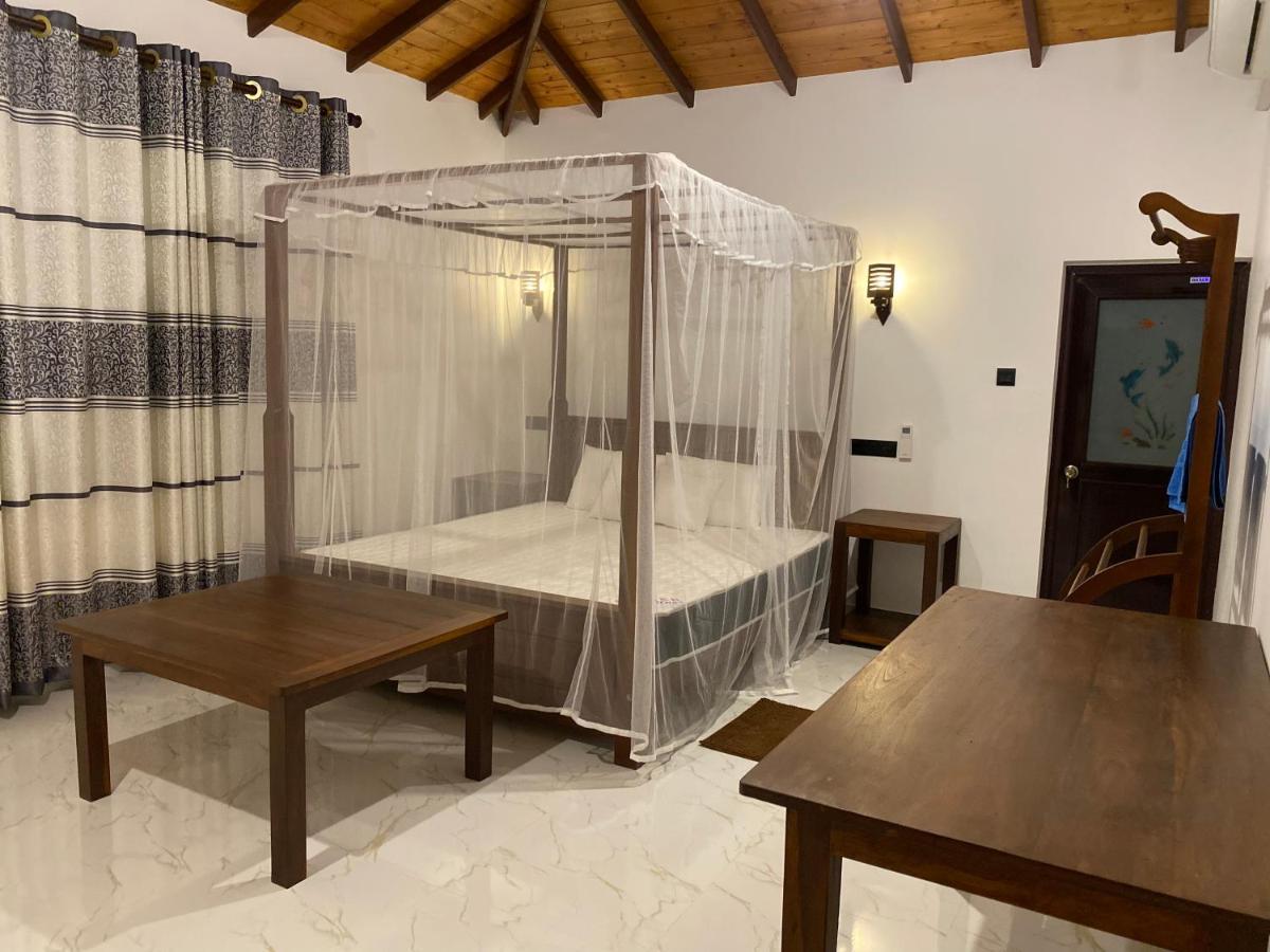 See Turtle Villa Тангалла Экстерьер фото