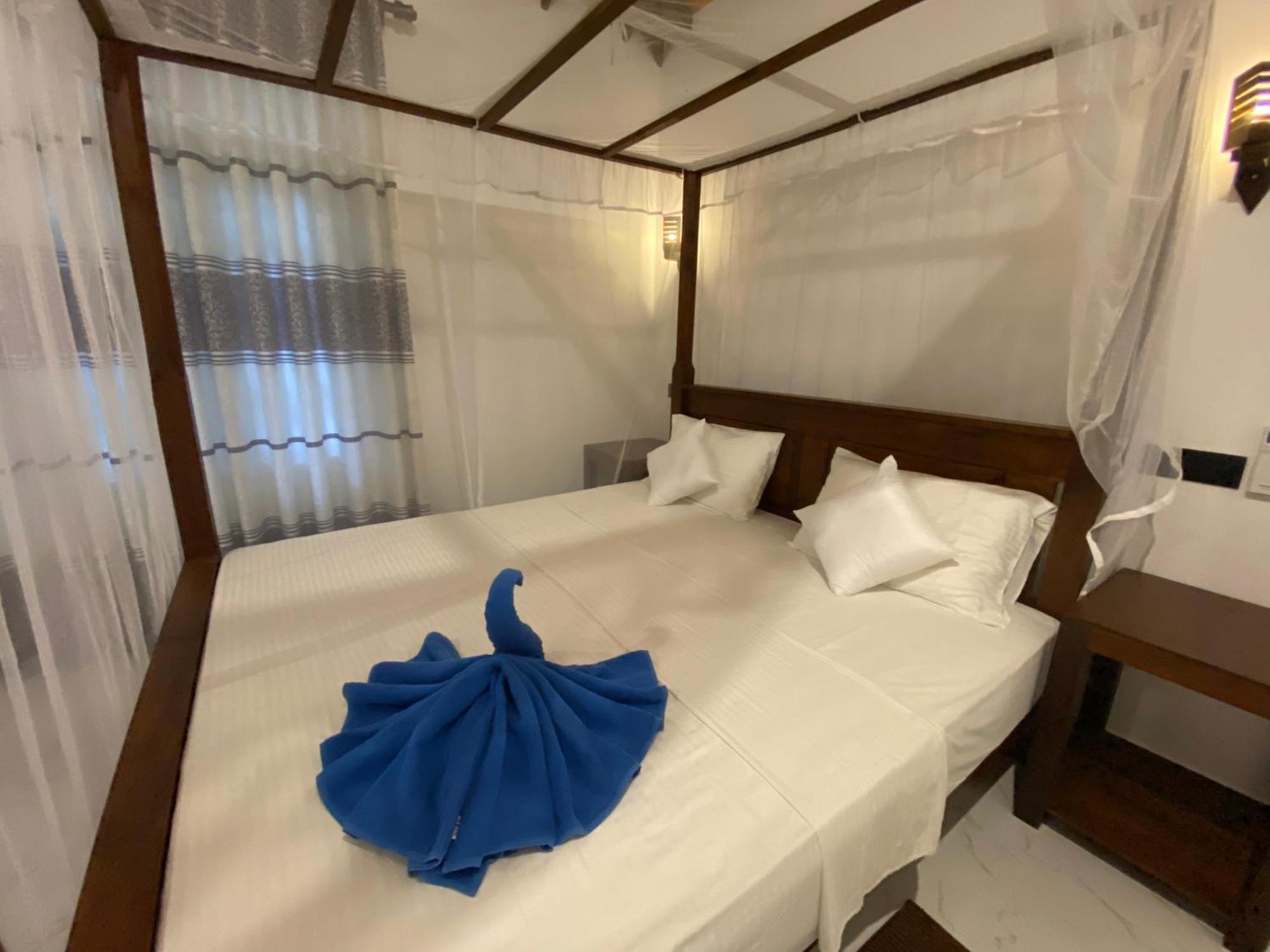 See Turtle Villa Тангалла Экстерьер фото