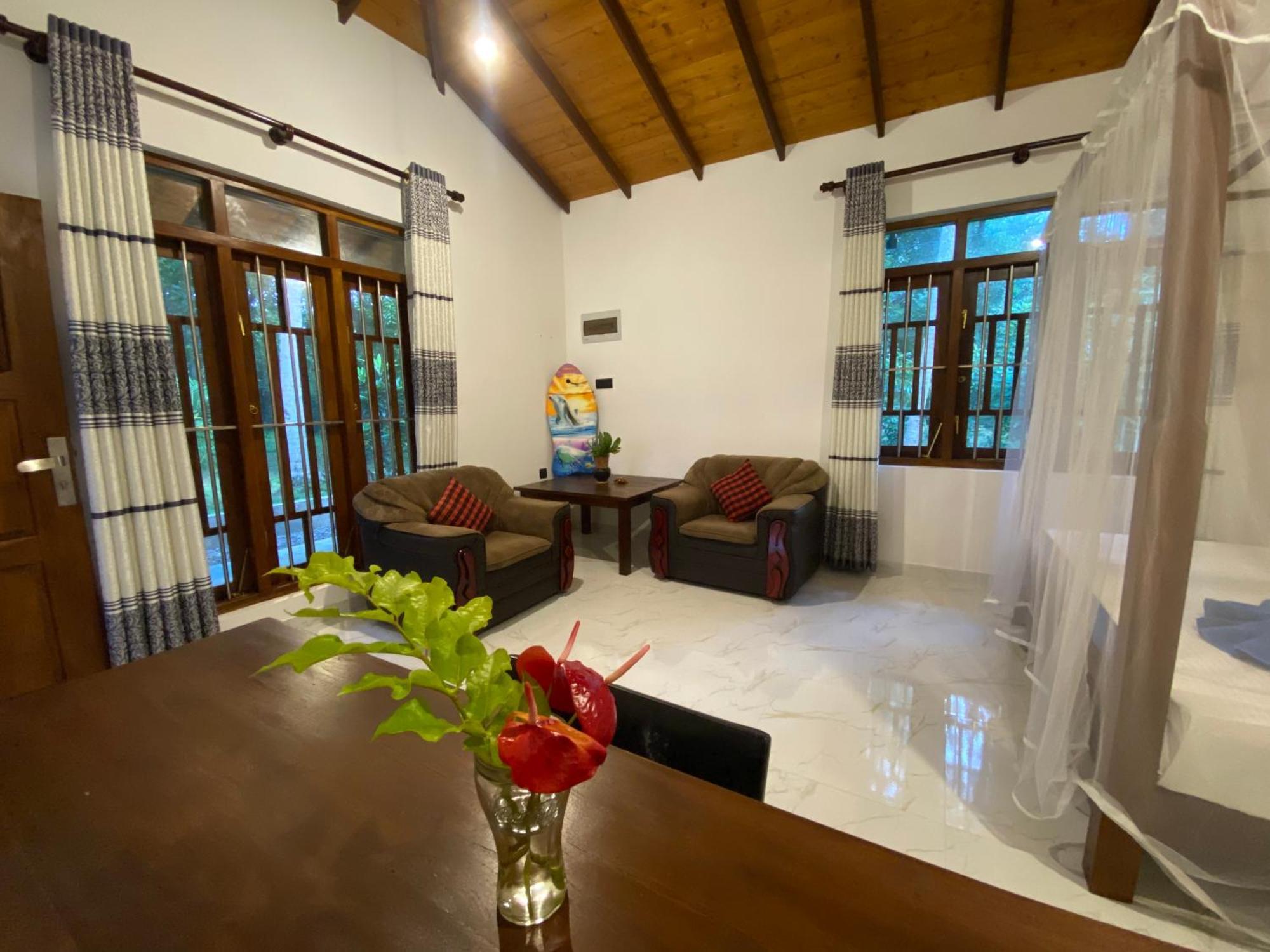 See Turtle Villa Тангалла Экстерьер фото