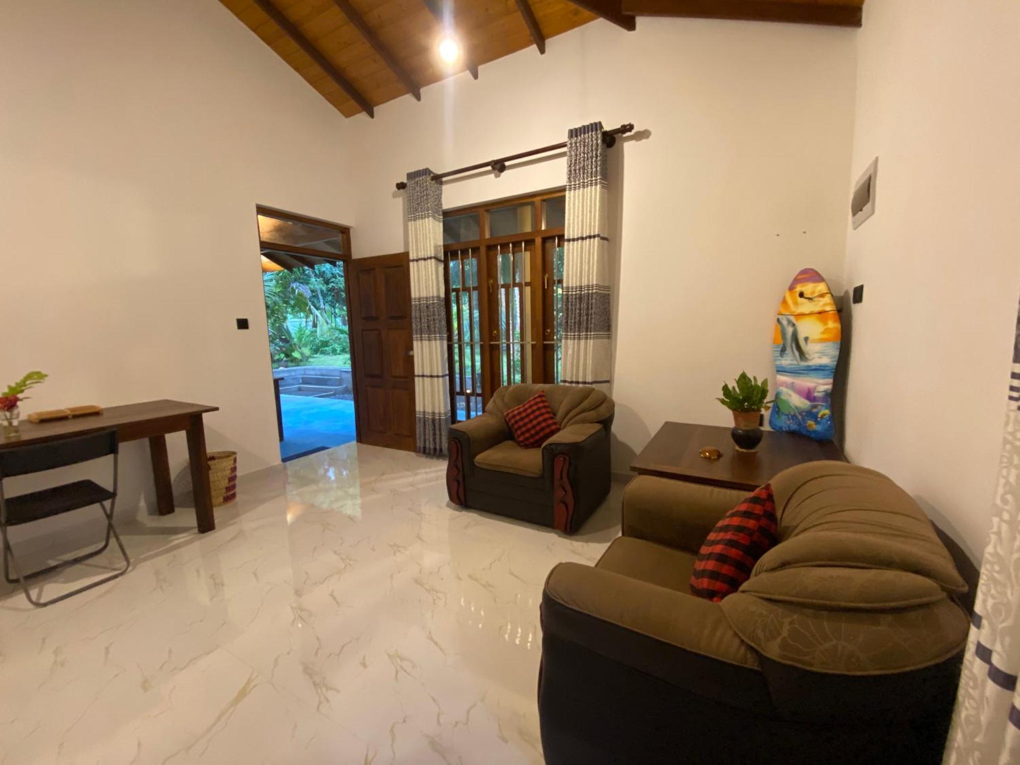 See Turtle Villa Тангалла Экстерьер фото