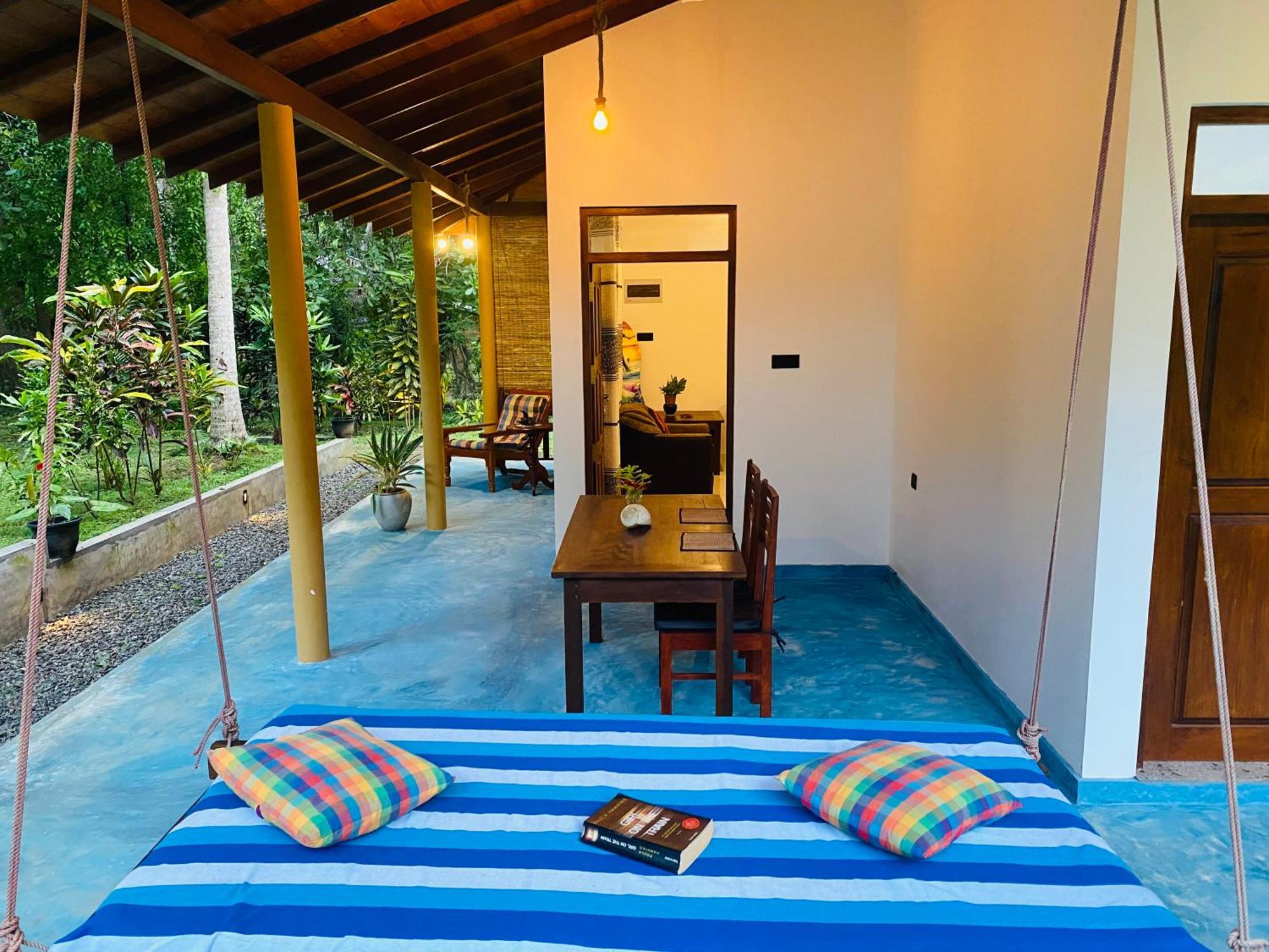 See Turtle Villa Тангалла Экстерьер фото
