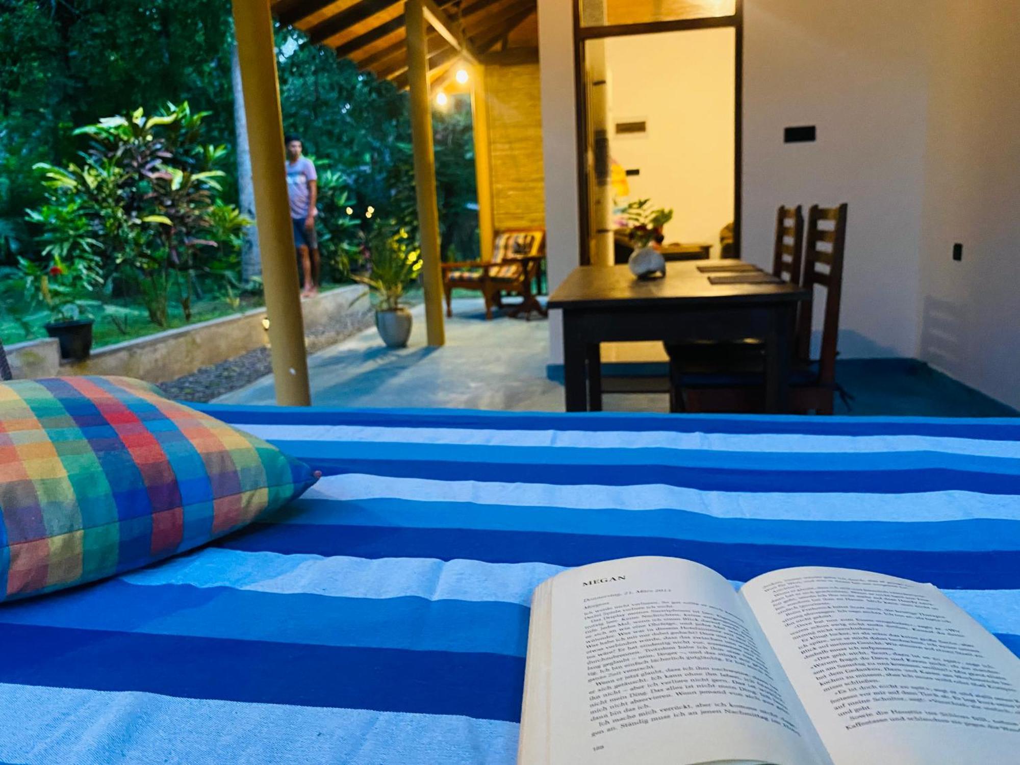 See Turtle Villa Тангалла Экстерьер фото